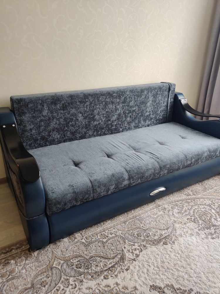 Продам диван в отличном состоянии!