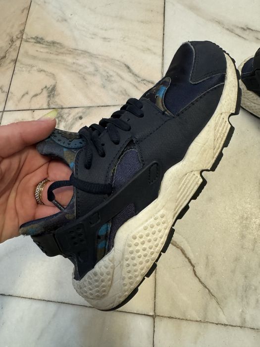 Adidasi Nike Huarache