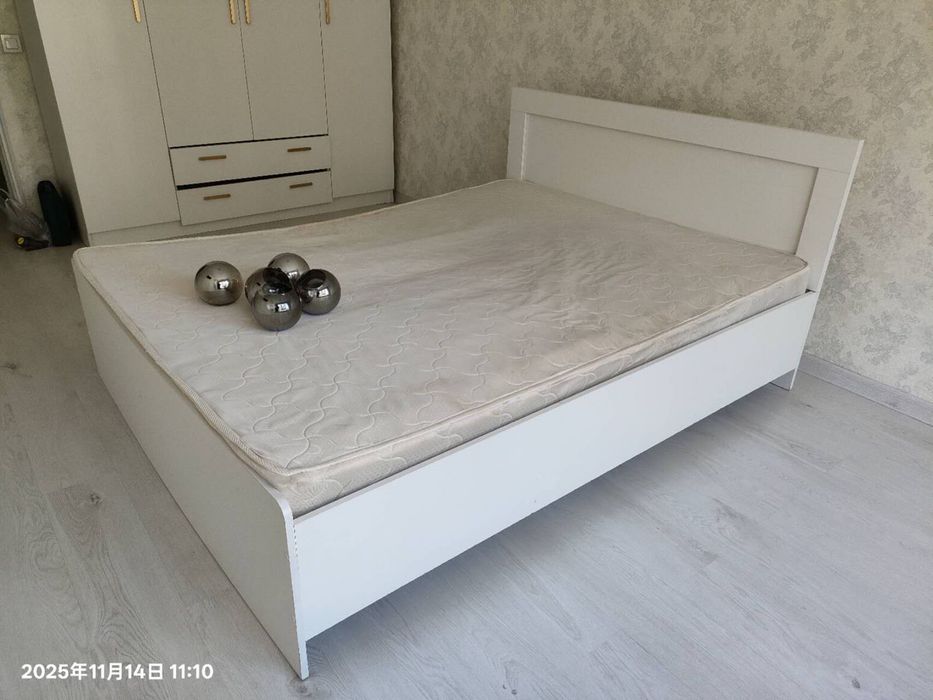 Кровать на двоих