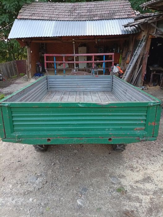 Vând motocultor diesel 18cai pornire la cheie4×4