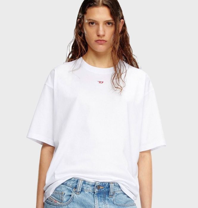 новая футболка Diesel