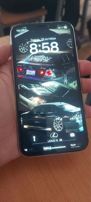 Продам Iphone xr 10r