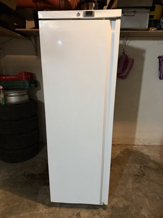 Хладилна витрина германска gastro hero