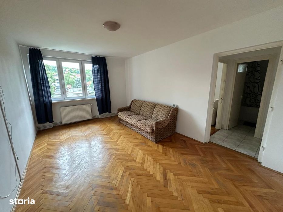 AA/911 De închiriat apartament cu 3 camere în Tg Mureș - Cornișa