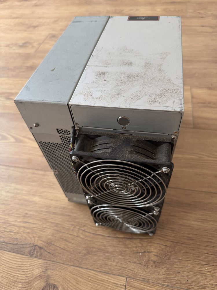 Asic Antminer S19 Pro 110th miner