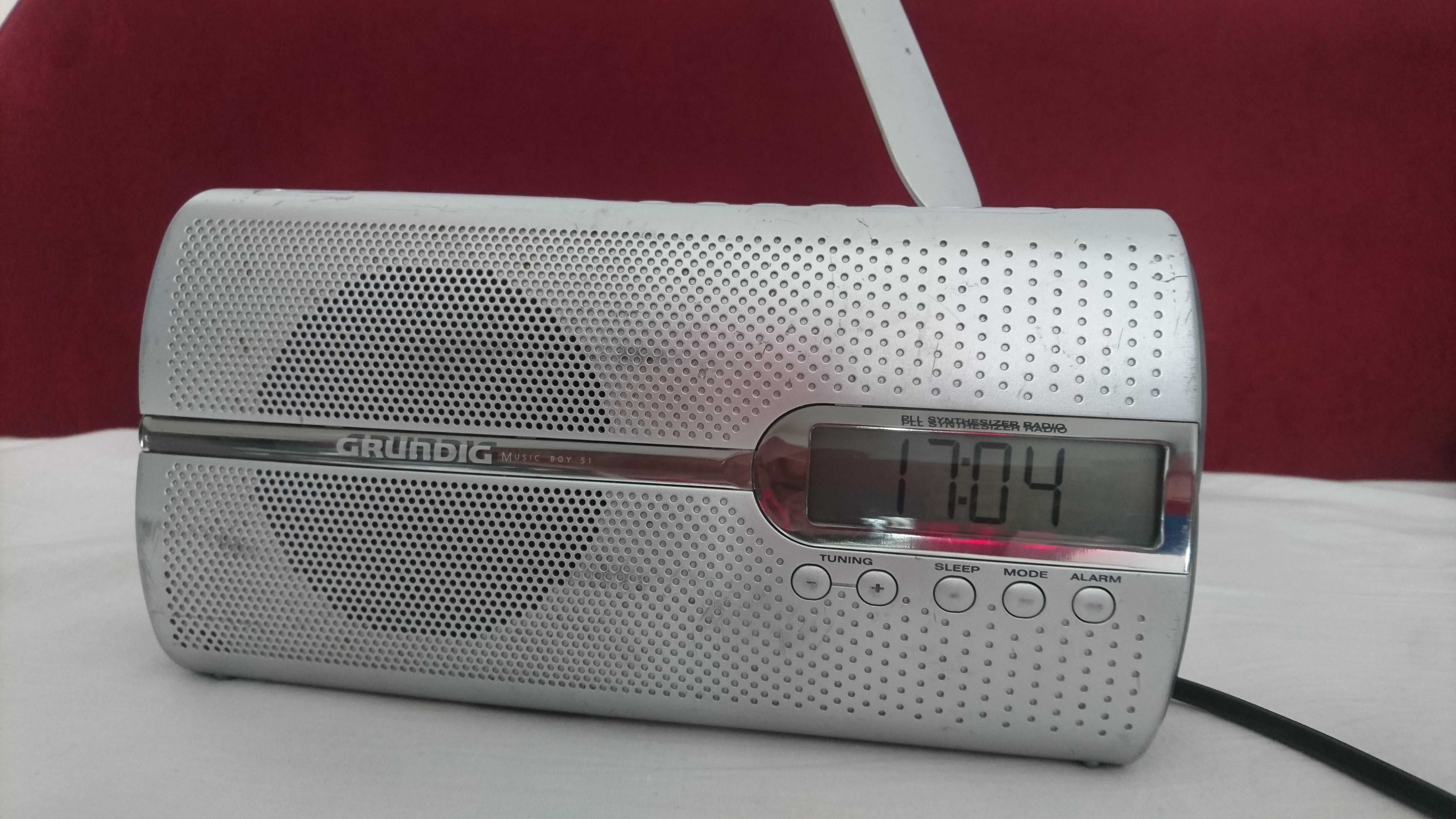 grundig music boy 51 fm clock radio alarm clock 10 preset channels