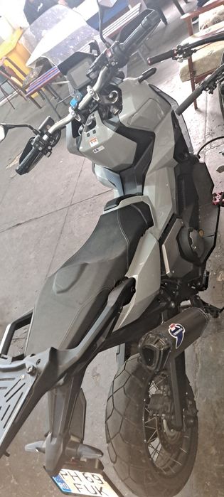 Honda XADV 750 an 2023 (schimb cu  Africa Twin si dif.Din partea mea)