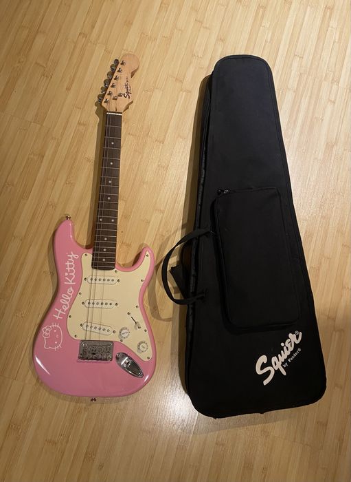Chitara Electrica Hello Kitty