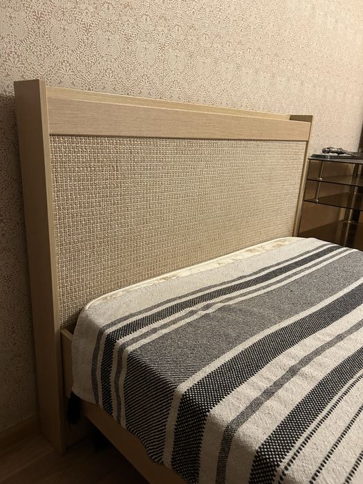 Кровать 1,40 с матрасом