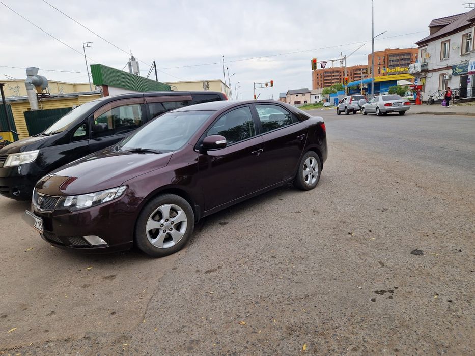 Kia cerato, 2010 г
