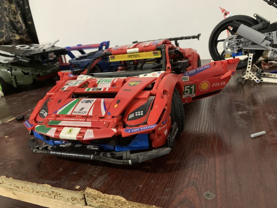 В продаже ферари лего машина,обмен тоже есть!