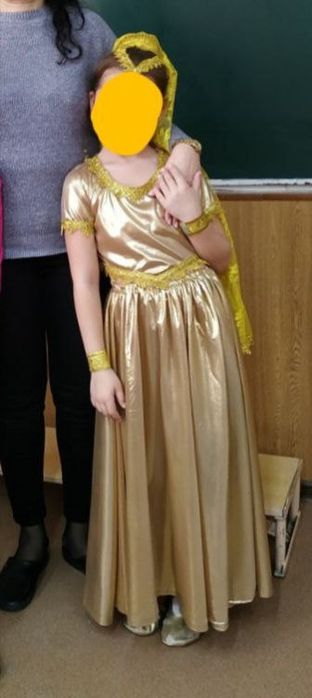 Праздничные костюмы