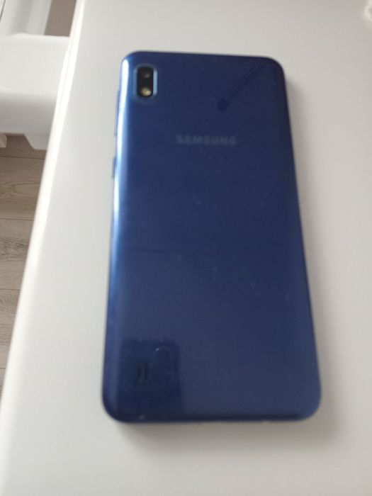 Samsung A 10 ìn stare foarte buna!