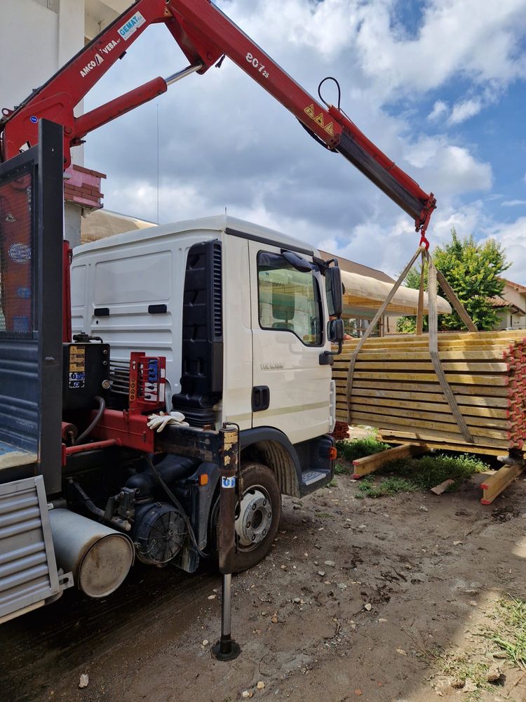 Transport camion 7,5 tone cu macara si basculabil 3,5 tone