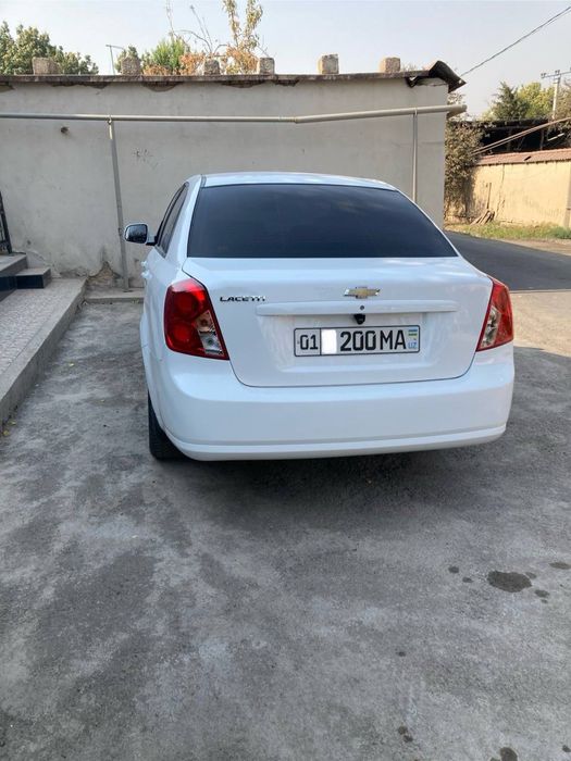 Gentra kraska top toza holati ideal