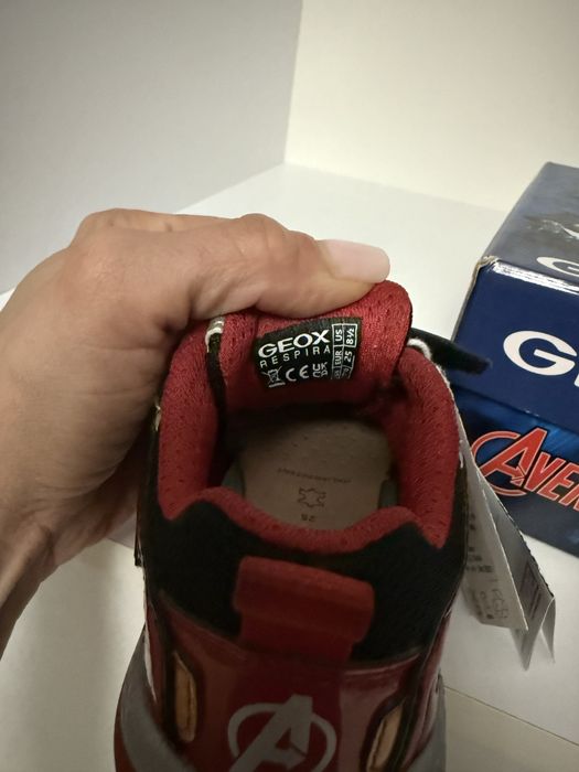 Adidasi piele Geox noi