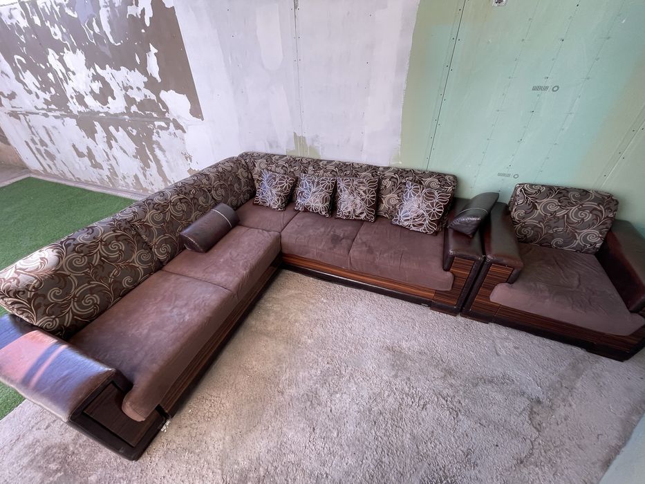 Продам Г-Образный диван б/у