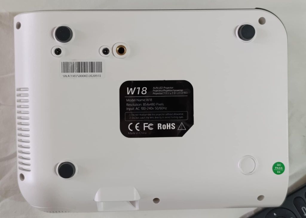 Проектор Aun w18 led