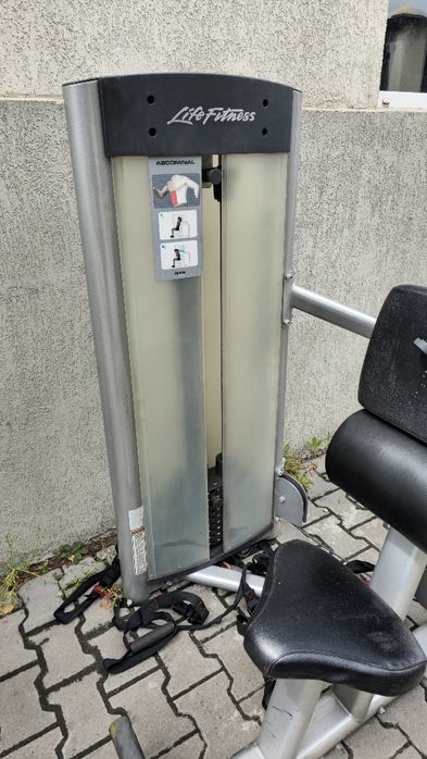 Aparat abdominal Lifefitness