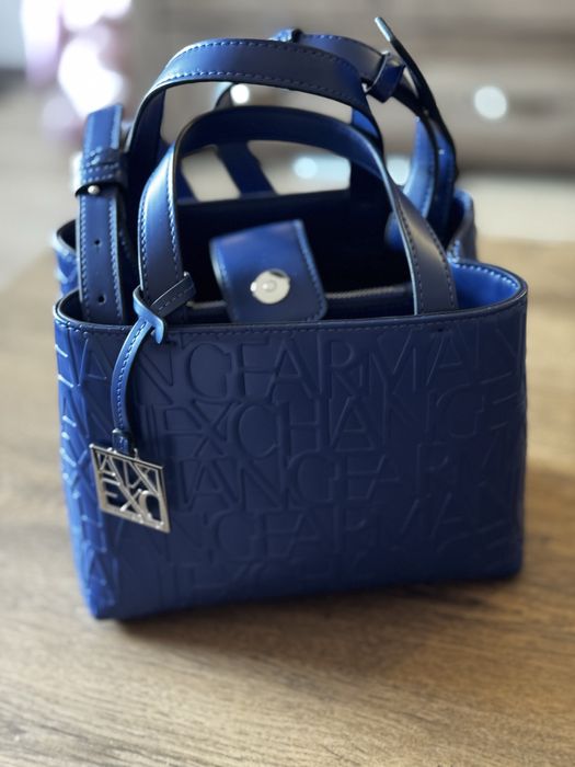 Чанти Armani e Steve Madden