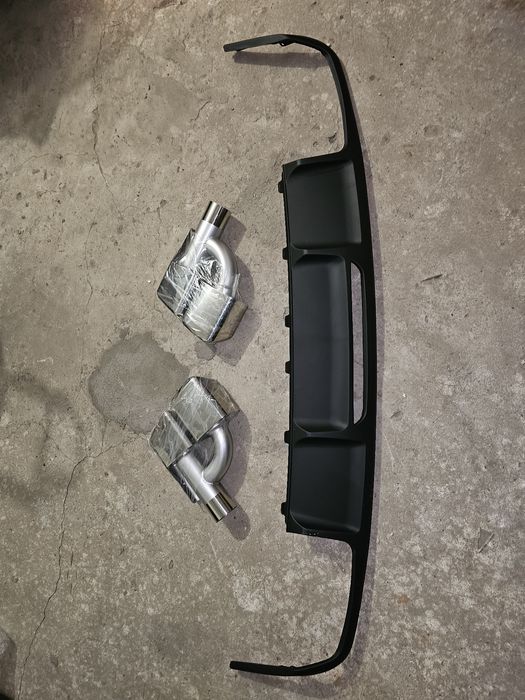 W218 C218 X218 дифузьор с накрайници  спойлер багажник стоп мъгла