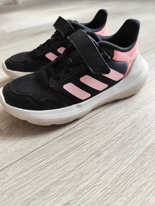 Маратонки Adidas