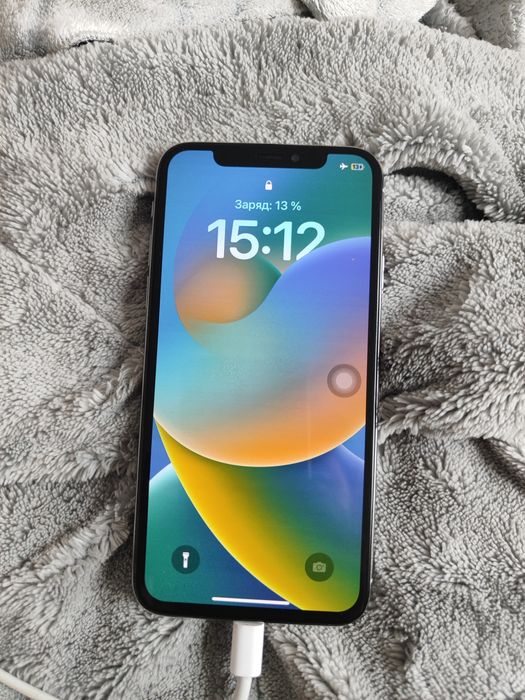 Продаю Iphone X на запчасти