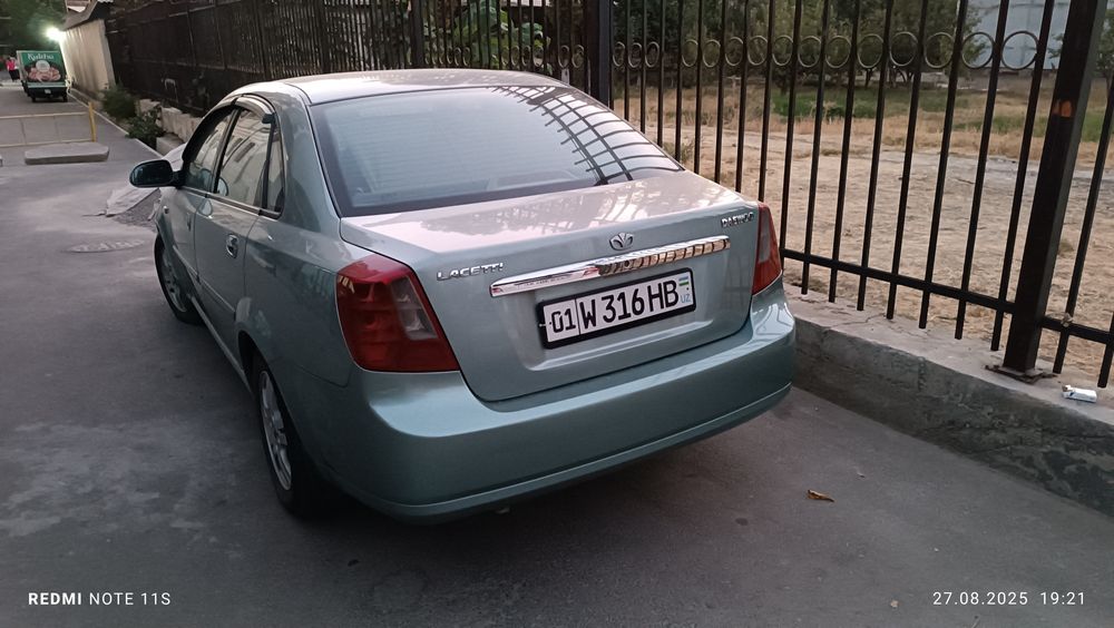 Продается ДЭУ Ласетти 2004года Корейский (Нубира)