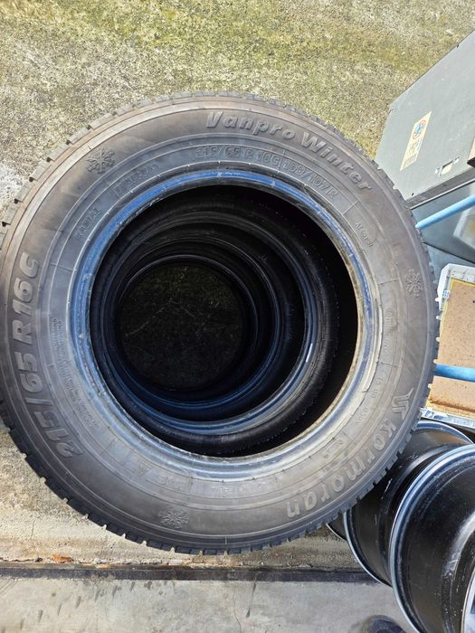 Зимни бусови гуми 16 цола