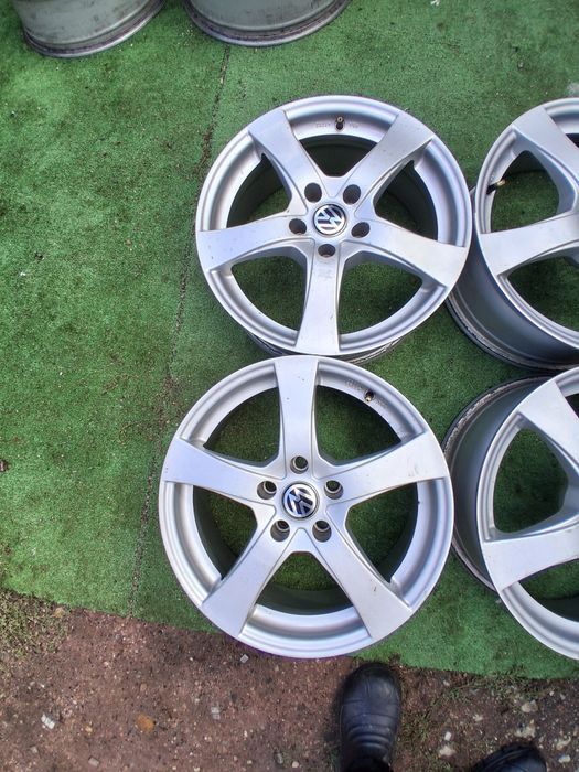 17цола за VW Audi Seat Skoda 7j ×17 ет38  5×112 ц.57.1мм