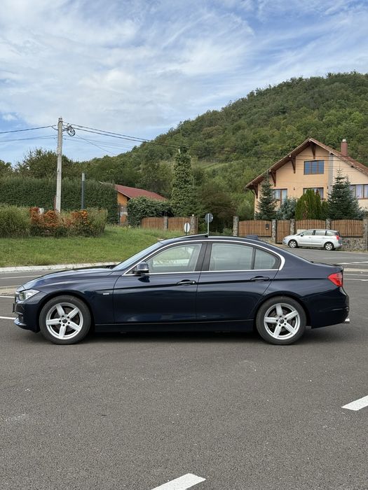 Bmw F30 320d Luxury line