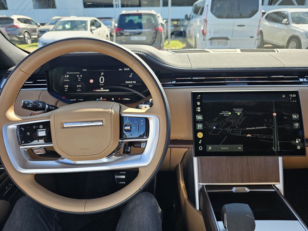 Range Rover Vogue 2024 Inchirieri Masini Premium Bucuresti Volocar.ro