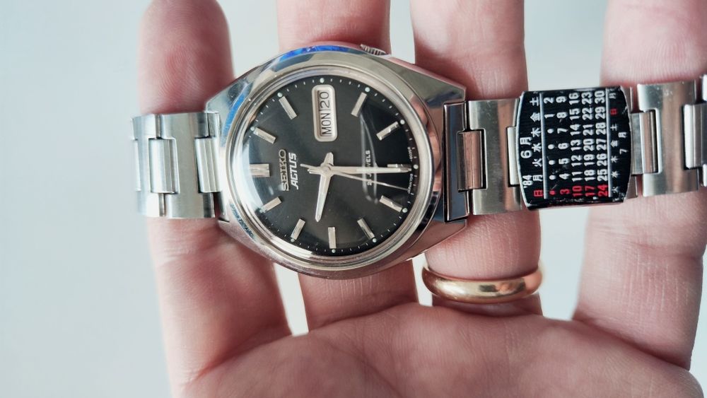 Ceas Seiko Actus 7019-8010