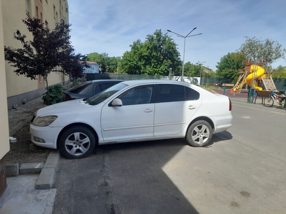 Skoda octavia si chevrolet cruze