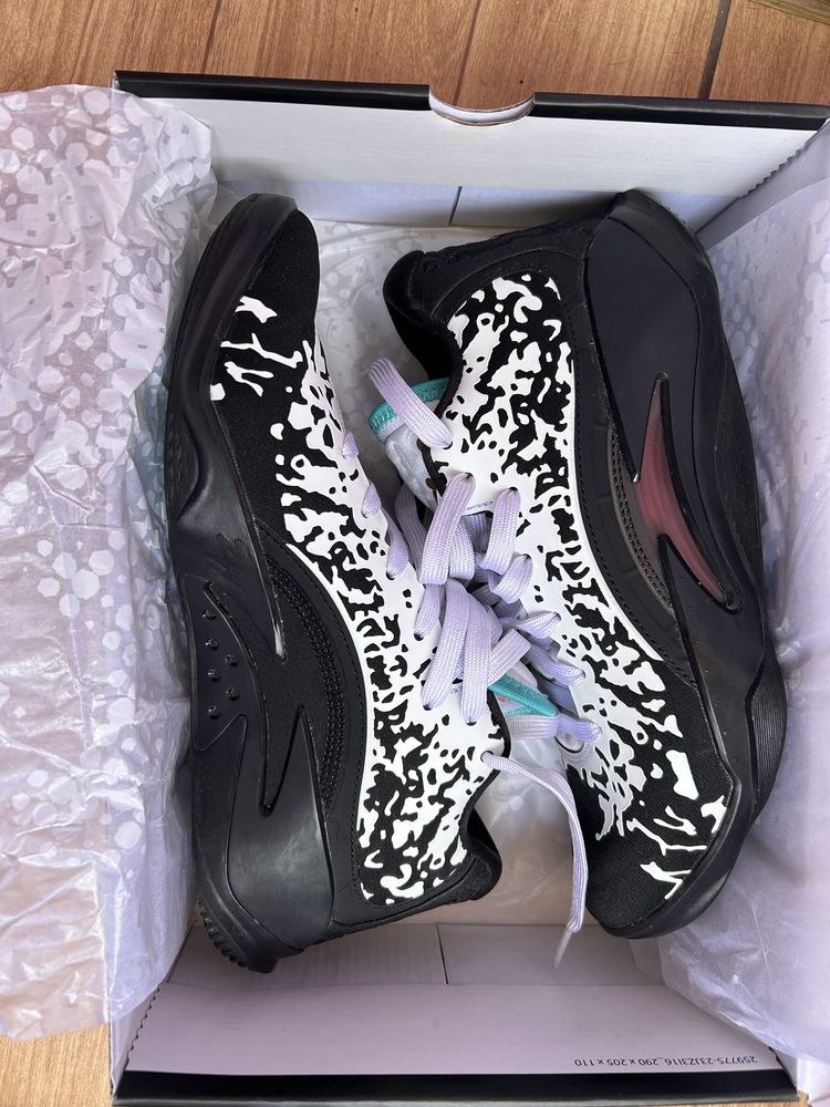 Nike Jordan Zion 3  39 номер