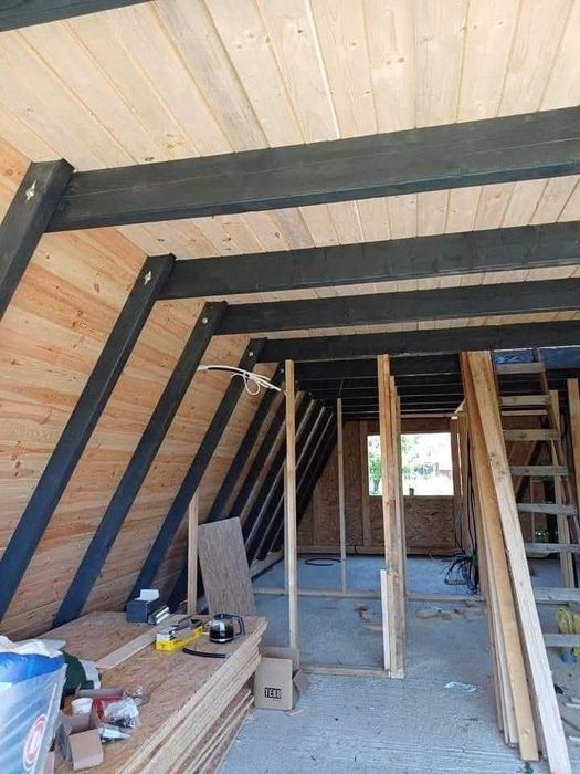 Case modulare pe structura metalica, cabane tip A la cheie