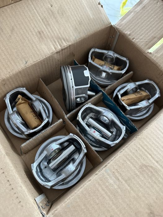 Поршни ремонтные на 2GR-FE на обьем 3,5