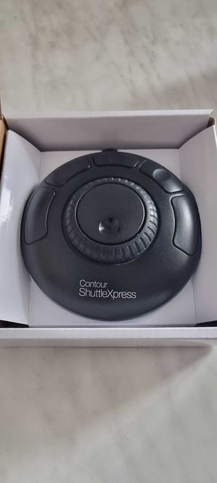 Contour ShuttleXpress multimedia contriller