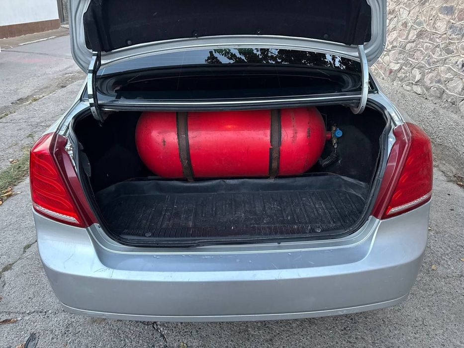 2012 yil yurgan propek. oladigan moshinada udar