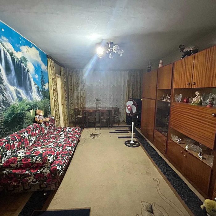 Продам свою 3/3/4 квартиру м-в Ялангач
