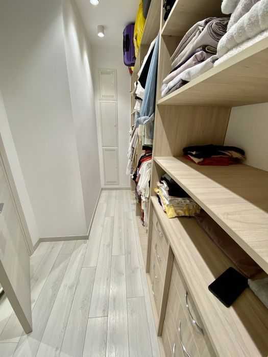Продава се Двустаен апартамент в София, Малинова долина - 69 кв.м за 1738 €/кв.м - Снимка #9