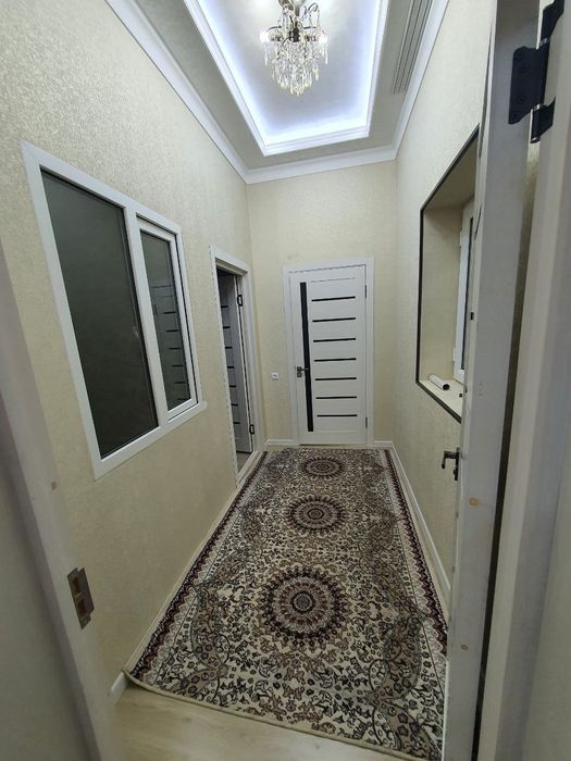 Уй сотилади 3,5 сутик Шуро бозор