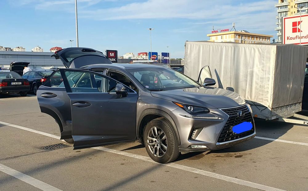 Lexus Seria NX Lexus NX 300h Hybrid 2.5 AWD, Automată, 2019