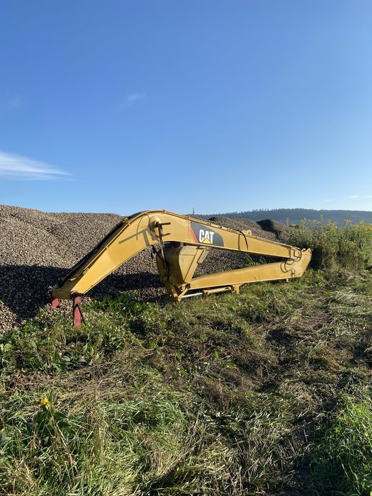 Brat lung excavator CAT