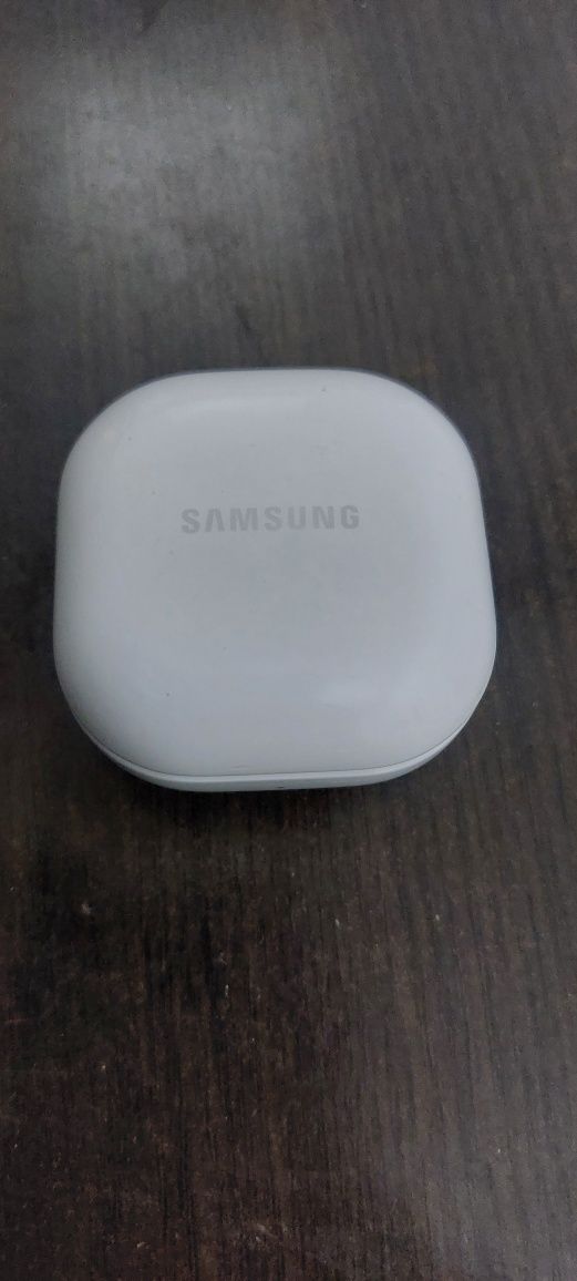 Vând căști samsung buds 2