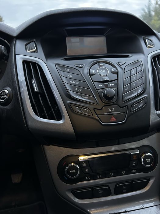 Panou climă Ford Focus 3