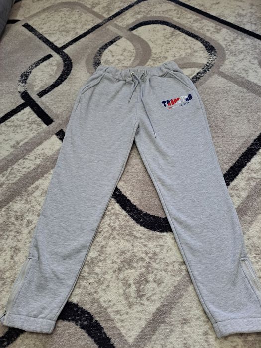 Продавам екип Trapstar