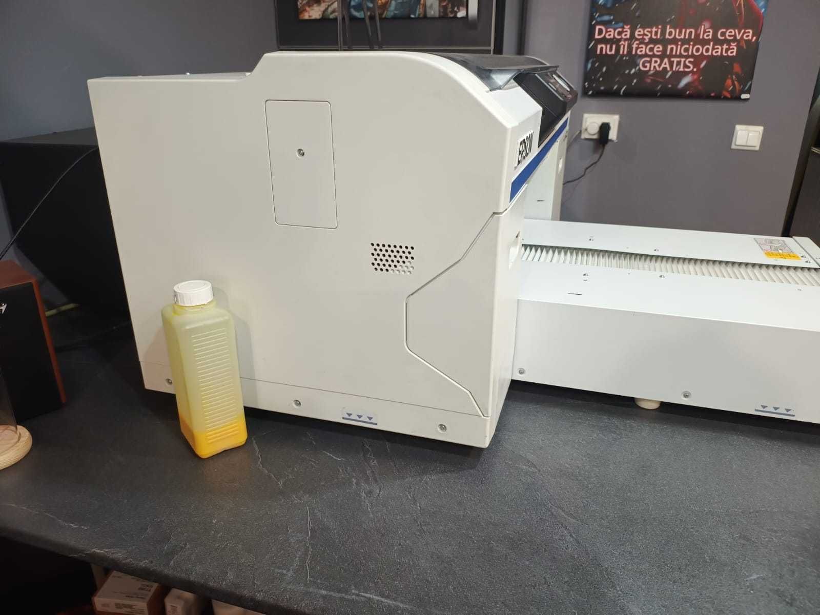 Epson SC‑F2000 DTG în stare excelentă