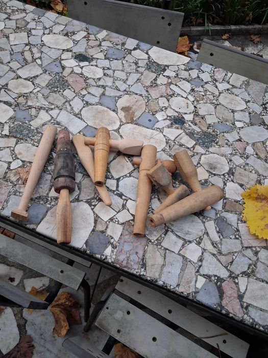 Малка дървена каца