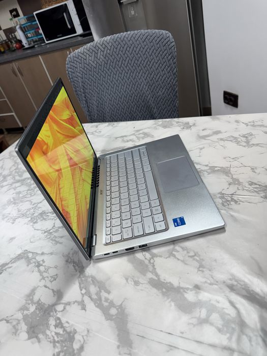 Laptop Acer Swift 3 perfect funcitonal OLED 2.8K